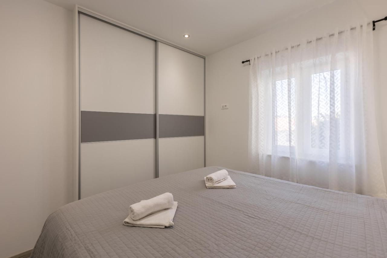 Apartments Petra Bol Zewnętrze zdjęcie