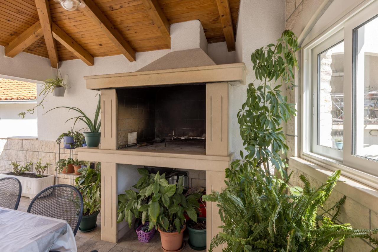 Apartments Petra Bol Zewnętrze zdjęcie